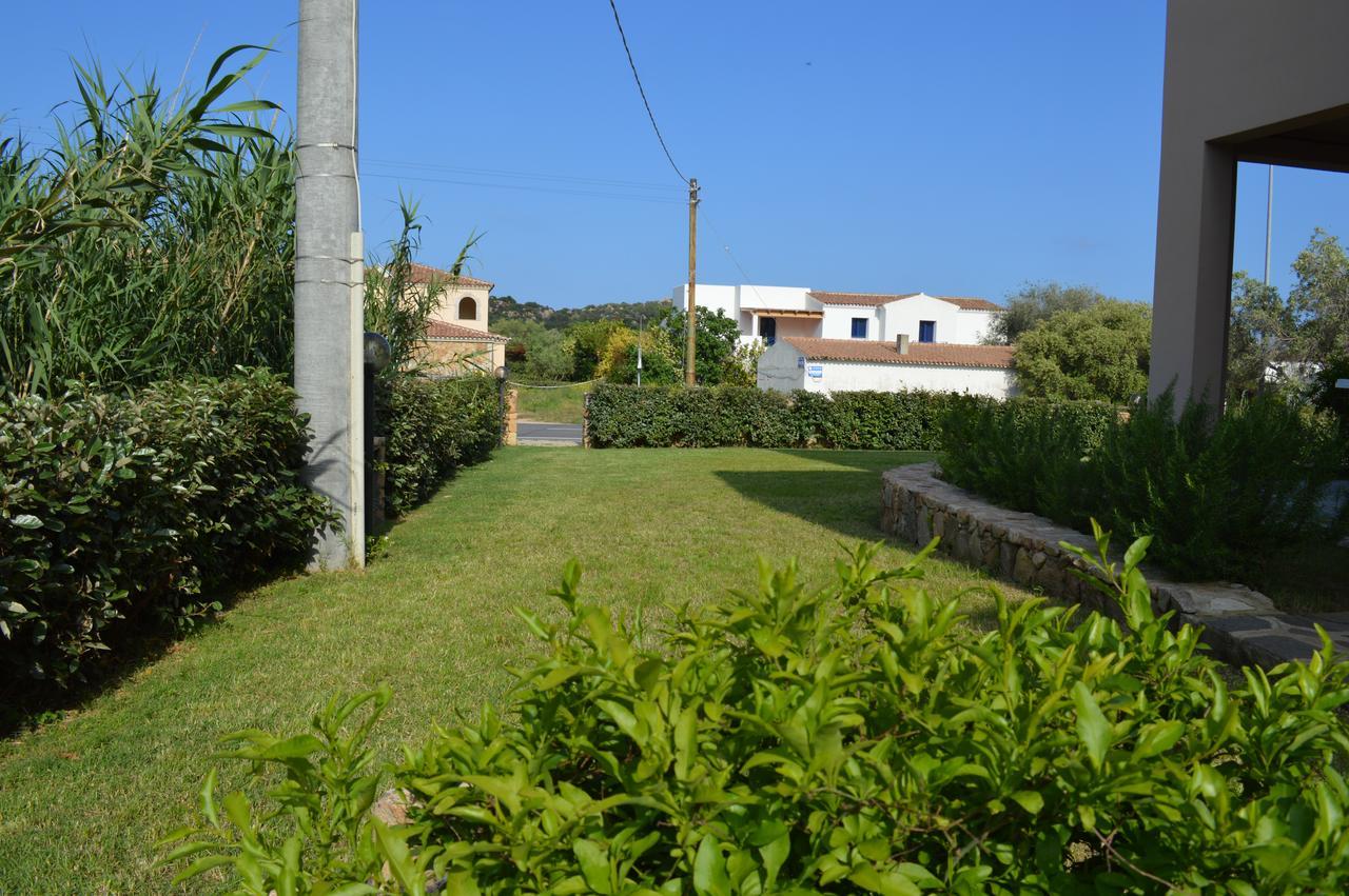Guest Rooms Affittacamere San Teodoro  Εξωτερικό φωτογραφία
