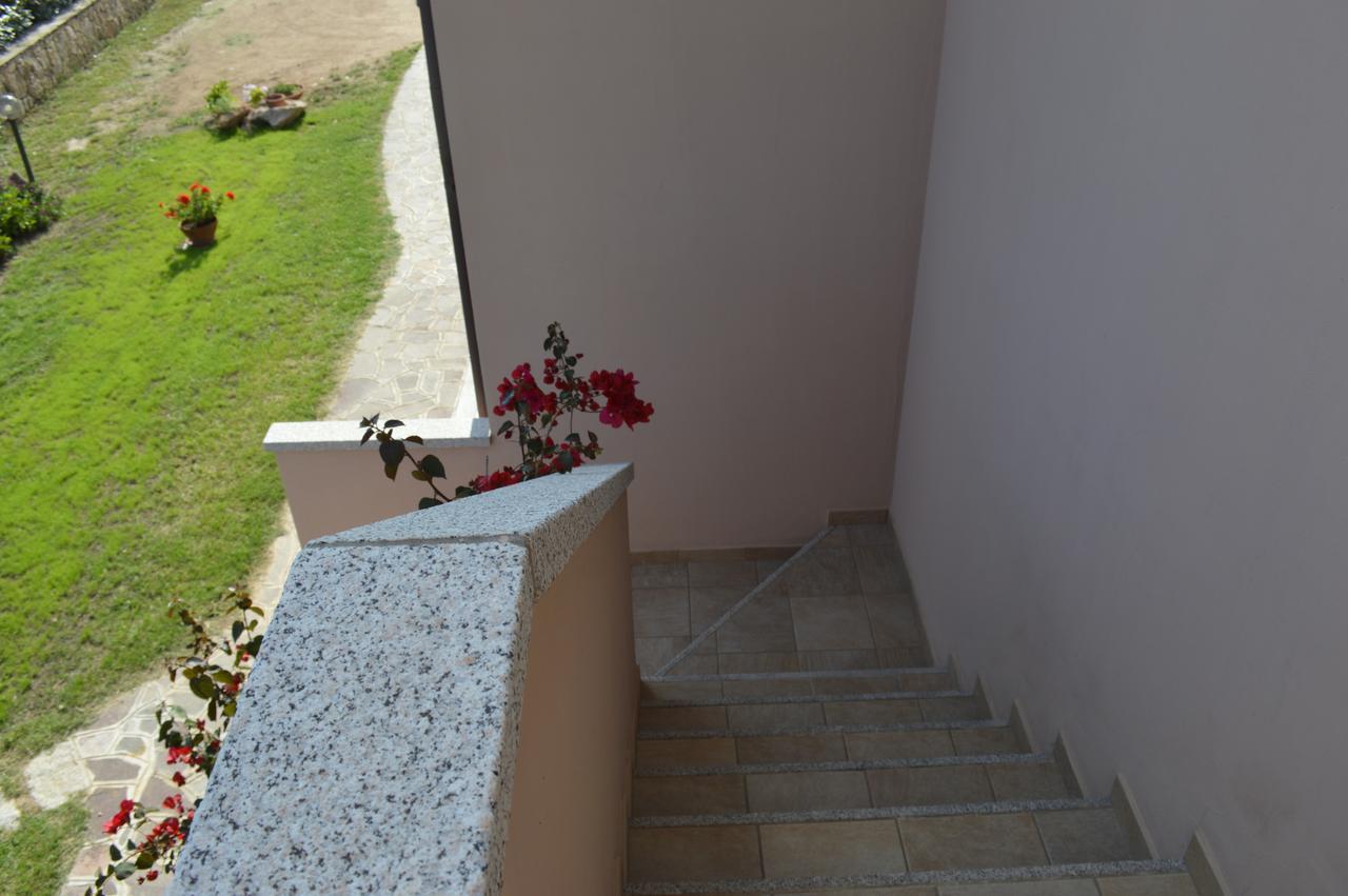 Guest Rooms Affittacamere San Teodoro  Εξωτερικό φωτογραφία